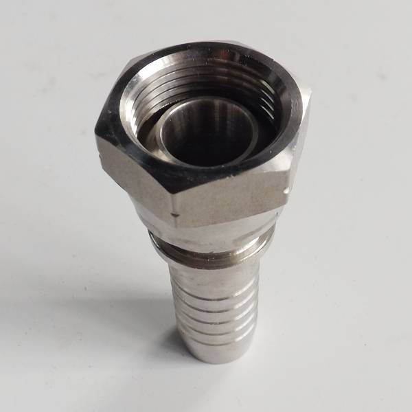 QLA-003 female multiseal fitting on gray background